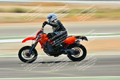 media/Sep-07-2025-TrackXperience (Sun) [[ee17e62fad]]/Level 2/Session 4 (Lower Chicane)/